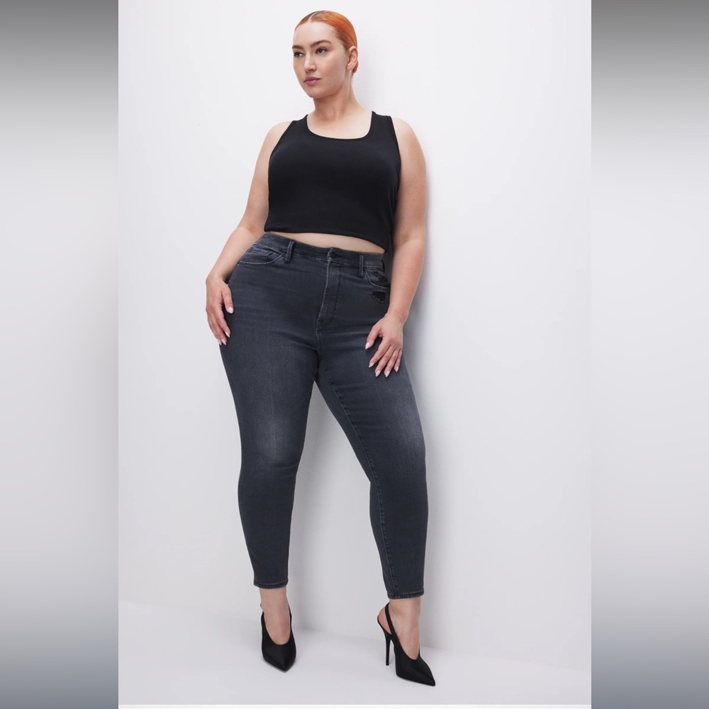 Good American | Always Fit Good Legs Cropped Jeans